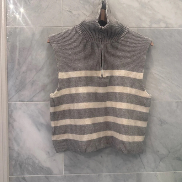 nwts STRIPED ZIP UP HIGH NECK KNITTED VEST size medium - Picture 2 of 6